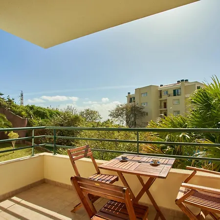 Ocean View Apartment *